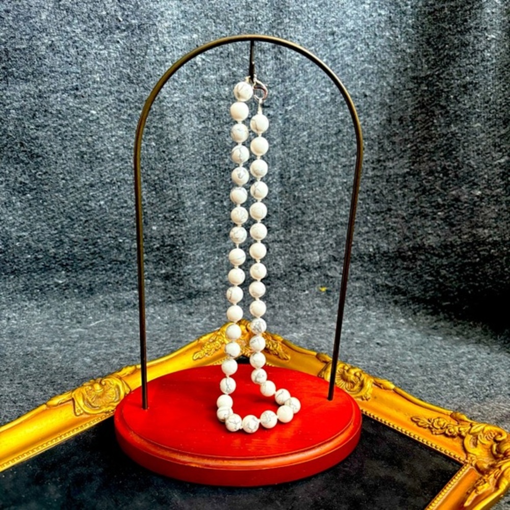 Howlite Beaded Necklace